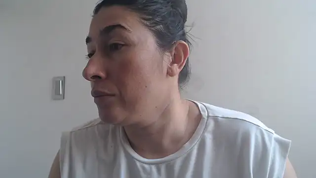 andreaisis2 online show from May 24, 6:52 pm