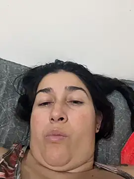 Snapshot of andreaisis2 chatting on March 24, 4:56 am andreaisis2 online show from March 24, 4:56 am