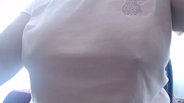 Snapshot of andreaisis2 chatting on October 7, 7:37 pm andreaisis2 online show from October 7, 7:37 pm