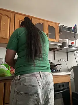 Snapshot of andreaisis2 chatting on February 23, 6:08 pm andreaisis2 online show from February 23, 6:08 pm