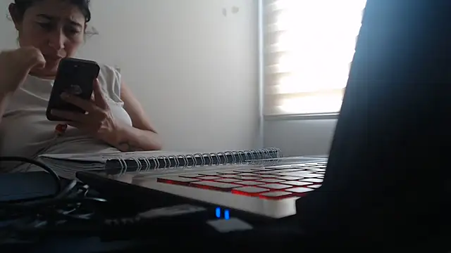 andreaisis2 online show from May 29, 5:08 pm