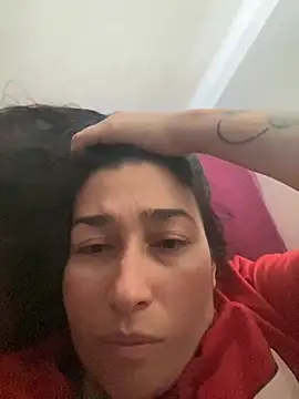 Snapshot of andreaisis2 chatting on July 12, 9:15 pm andreaisis2 online show from July 12, 9:15 pm