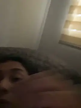 Snapshot of andreaisis2 chatting on March 26, 7:01 pm andreaisis2 online show from March 26, 7:01 pm