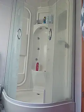 U prolazu online show from March 4, 10:45 am