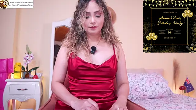 annie22love online show from November 13, 10:02 pm