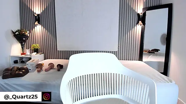 Snapshot of Zafiiraa chatting on October 31, 12:13 pm Zafiiraa online show from October 31, 12:13 pm