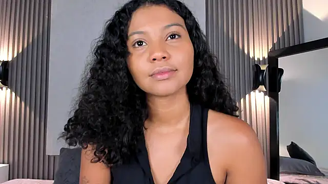 Zafiiraa online show from April 30, 3:13 am