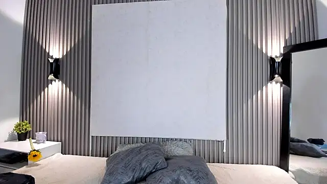 Snapshot of Zafiiraa chatting on February 11, 11:43 am Zafiiraa online show from February 11, 11:43 am