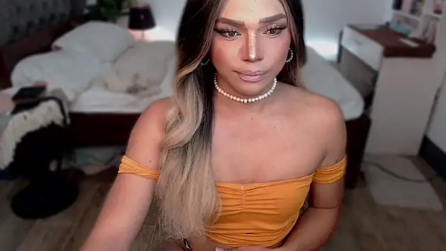 liaa lurrecams online show from October 21, 11:09 am