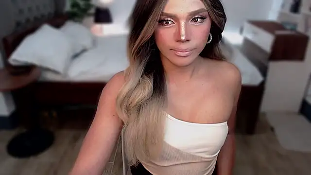 liaa lurrecams online show from November 8, 10:19 am