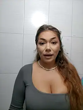 Snapshot of Ella_sweety chatting on September 10, 8:52 pm Ella sweety online show from September 10, 8:52 pm
