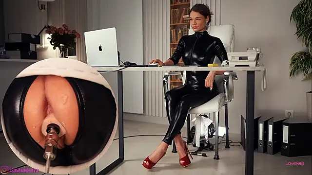 art porno online show from March 29, 1:07 am