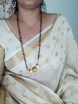 Snapshot of Indian_desi_wife chatting on July 5, 4:30 am Indian desi wife online show from July 5, 4:30 am