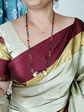 Snapshot of Indian_desi_wife chatting on November 15, 2:59 am Indian desi wife online show from November 15, 2:59 am