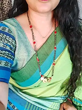 Snapshot of Indian_desi_wife chatting on February 17, 7:44 pm Indian desi wife online show from February 17, 7:44 pm