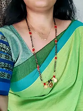 Snapshot of Indian_desi_wife chatting on March 18, 8:05 pm Indian desi wife online show from March 18, 8:05 pm