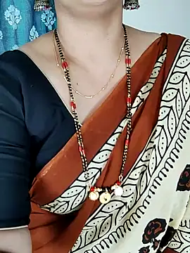 Snapshot of Indian_desi_wife chatting on October 2, 2:37 am Indian desi wife online show from October 2, 2:37 am