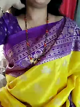 Snapshot of Indian_desi_wife chatting on January 24, 5:21 am Indian desi wife online show from January 24, 5:21 am