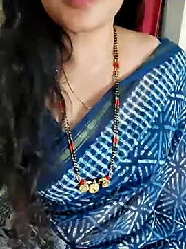 Snapshot of Indian_desi_wife chatting on January 24, 4:39 pm Indian desi wife online show from January 24, 4:39 pm