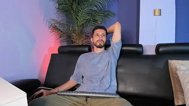 sam bisex online show from April 1, 4:03 am