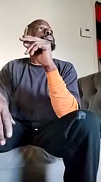 Snapshot of Daddy_hook chatting on March 5, 12:49 am Daddy hook online show from March 5, 12:49 am
