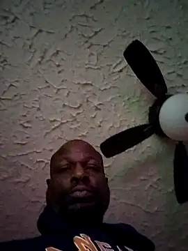 Snapshot of Daddy_hook chatting on March 1, 2:13 pm Daddy hook online show from March 1, 2:13 pm
