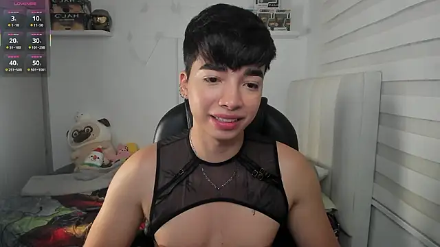 santy7v7 online show from March 15, 1:40 pm