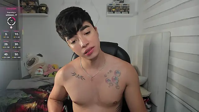 santy7v7 online show from March 20, 1:01 pm