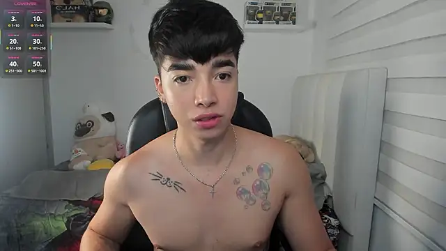 santy7v7 online show from March 4, 1:30 pm