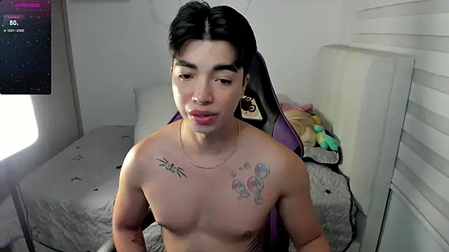 santy7v7 online show from November 8, 1:36 pm