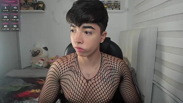 santy7v7 online show from March 8, 1:36 pm