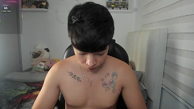 santy7v7 online show from March 12, 1:26 pm