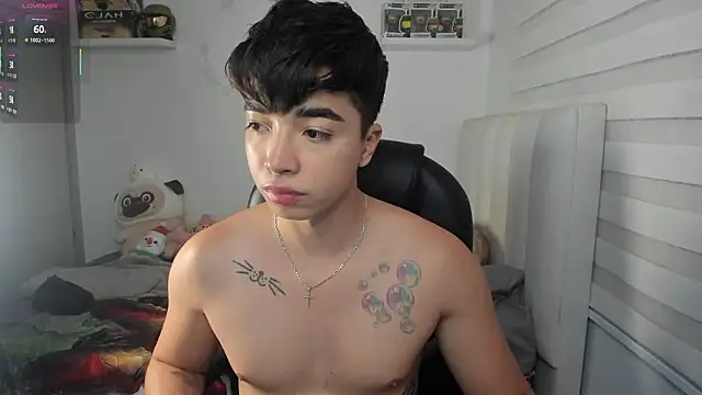 santy7v7 online show from March 11, 1:27 pm