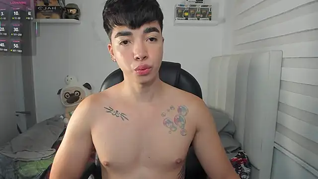 santy7v7 online show from April 15, 1:15 pm