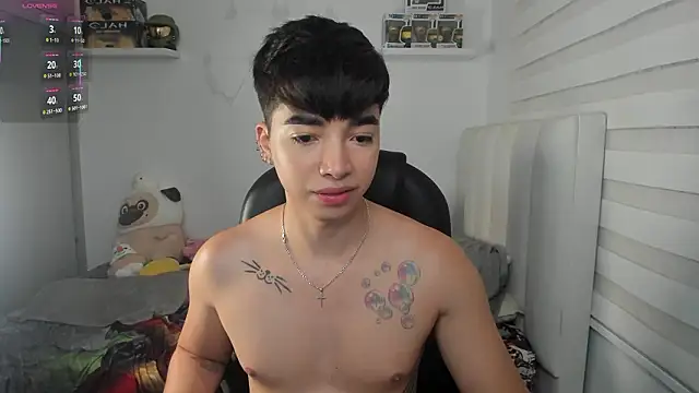 santy7v7 online show from March 5, 1:19 pm