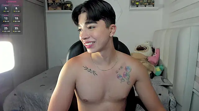 santy7v7 online show from November 27, 1:22 pm