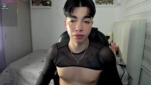 Snapshot of santy7v7 chatting on December 21, 1:35 pm santy7v7 online show from December 21, 1:35 pm