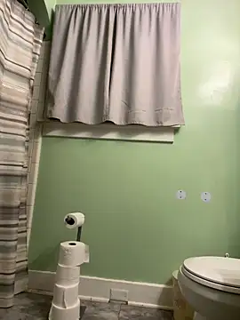 DAJ4002 online show from February 18, 1:36 am