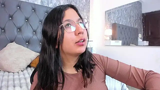 Snapshot of Lia_sarahi chatting on February 5, 11:39 am Lia sarahi online show from February 5, 11:39 am