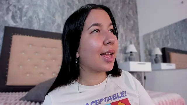 Snapshot of Lia_sarahi chatting on October 5, 11:45 am Lia sarahi online show from October 5, 11:45 am