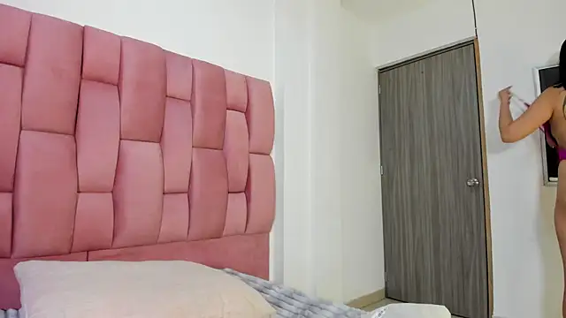 Lia sarahi online show from January 15, 11:46 am