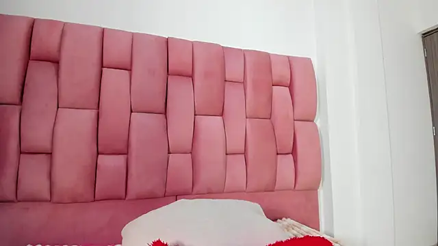 Lia sarahi online show from January 12, 12:34 pm