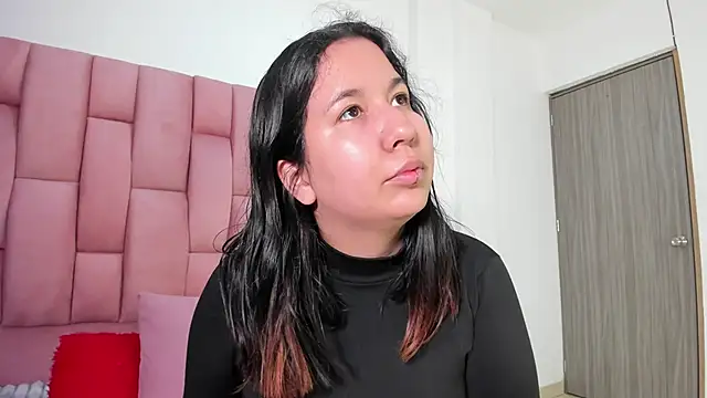 Lia sarahi online show from January 18, 11:46 am