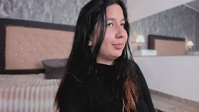 Lia sarahi online show from November 13, 11:47 am