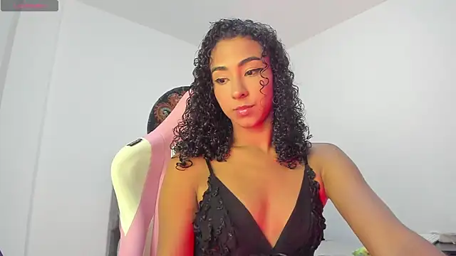 Snapshot of khaliope chatting on November 5, 3:42 am khaliope online show from November 5, 3:42 am