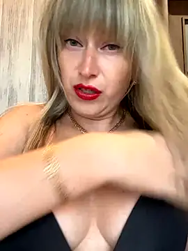 Kittenforyou online show from October 3, 11:56 am