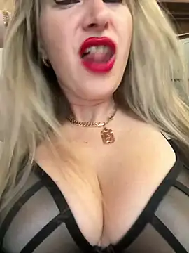 Kittenforyou online show from May 5, 9:01 am