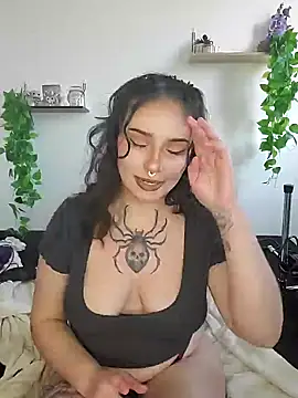 Moxxxie online show from March 2, 2:15 pm