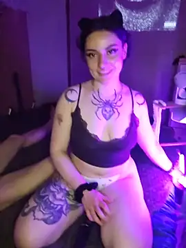 Moxxxie online show from May 26, 8:40 pm