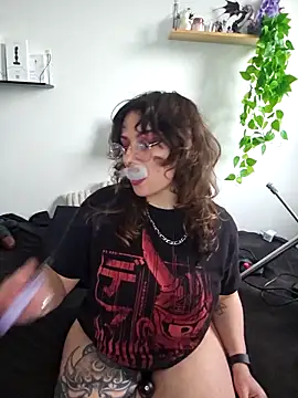 Moxxxie online show from October 2, 2:31 pm